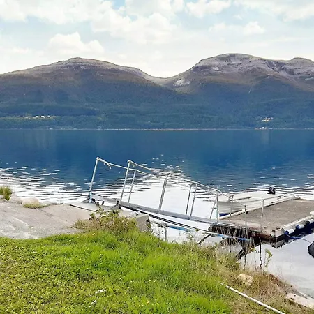 8 Person In Afarnes-by Traum Nyaraló *