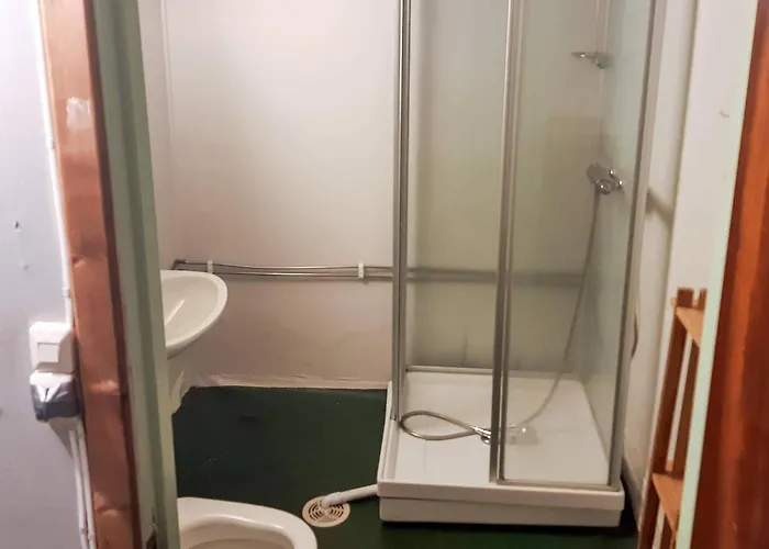 8 Person In Afarnes-by Traum *